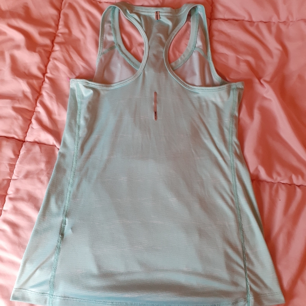Nike tank top - Picture 3 of 4